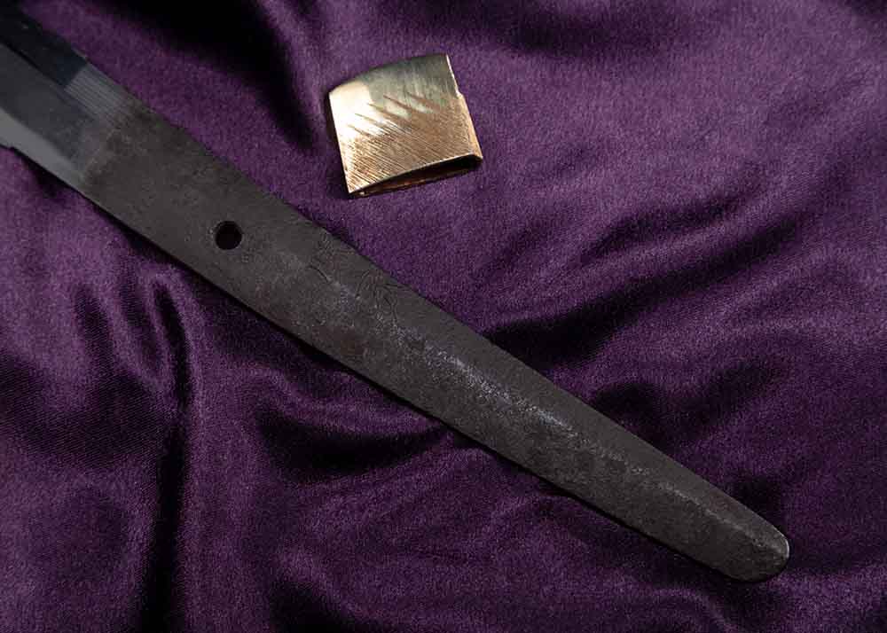 Koto katana by Katsuie in koshirae - Image 2